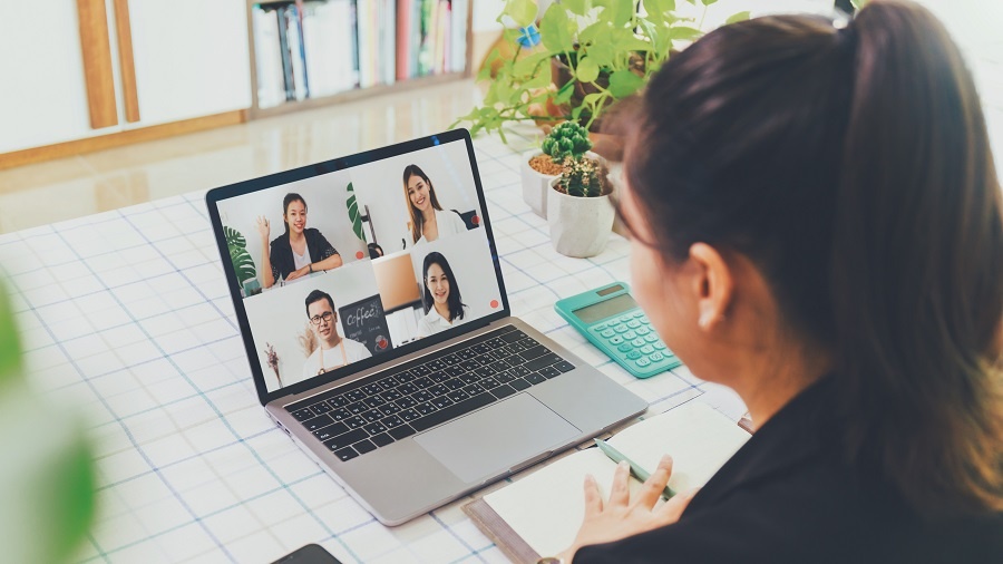 The Difference Between Web Conferencing and Webinars